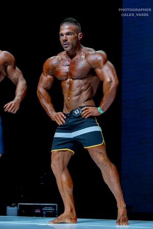 MEN`S PHYSIQUE 174